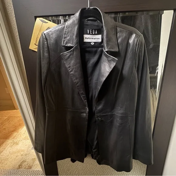 Reformation x Veda Bowery Leather Blazer in Black Size Medium M - Picture 4 of 10